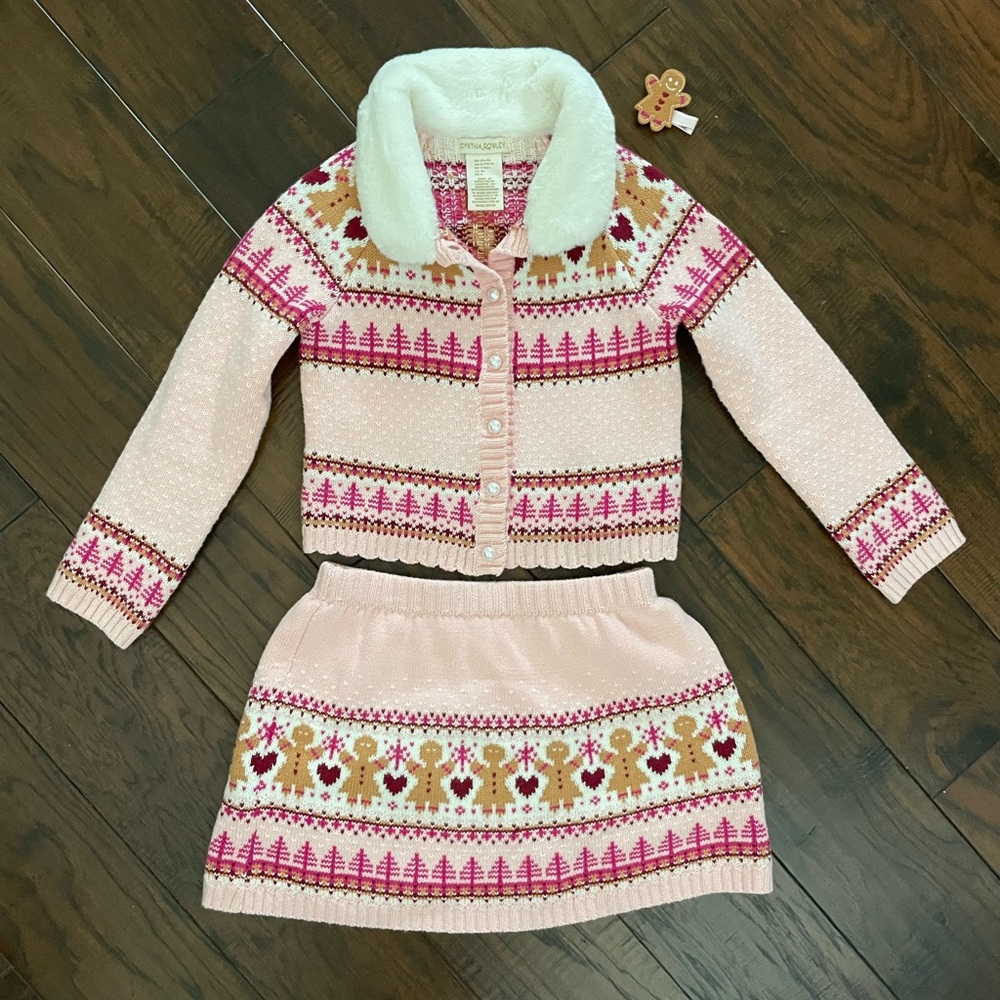 Gingerbread Sweater Set Size Small (5/6)